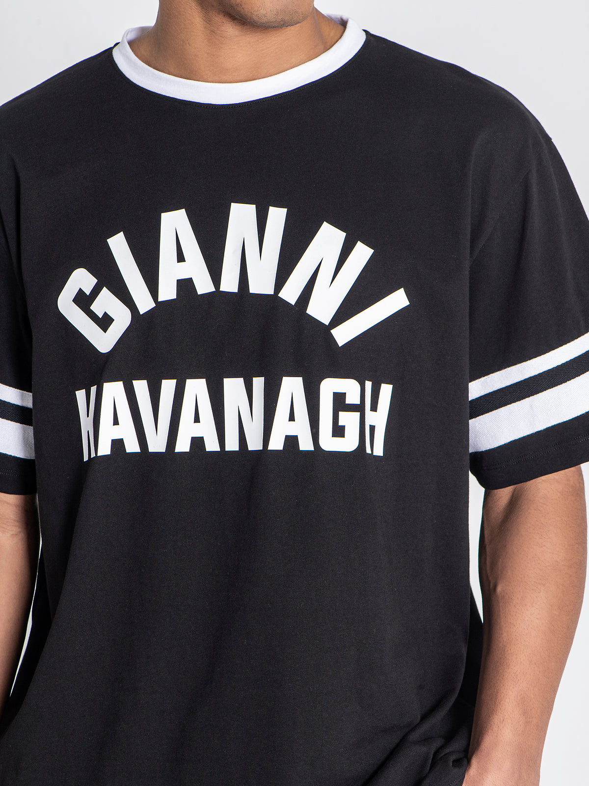 t-shirts / Black Crew Oversized Tee