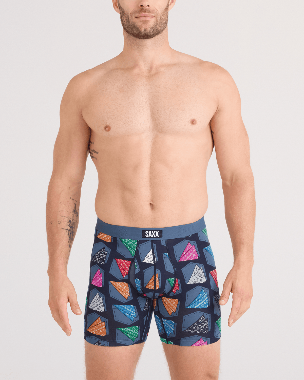 Front - Model wearing Vibe Xtra Soft Comfort Boxer Brief Fly in Hankerchief-India Ink