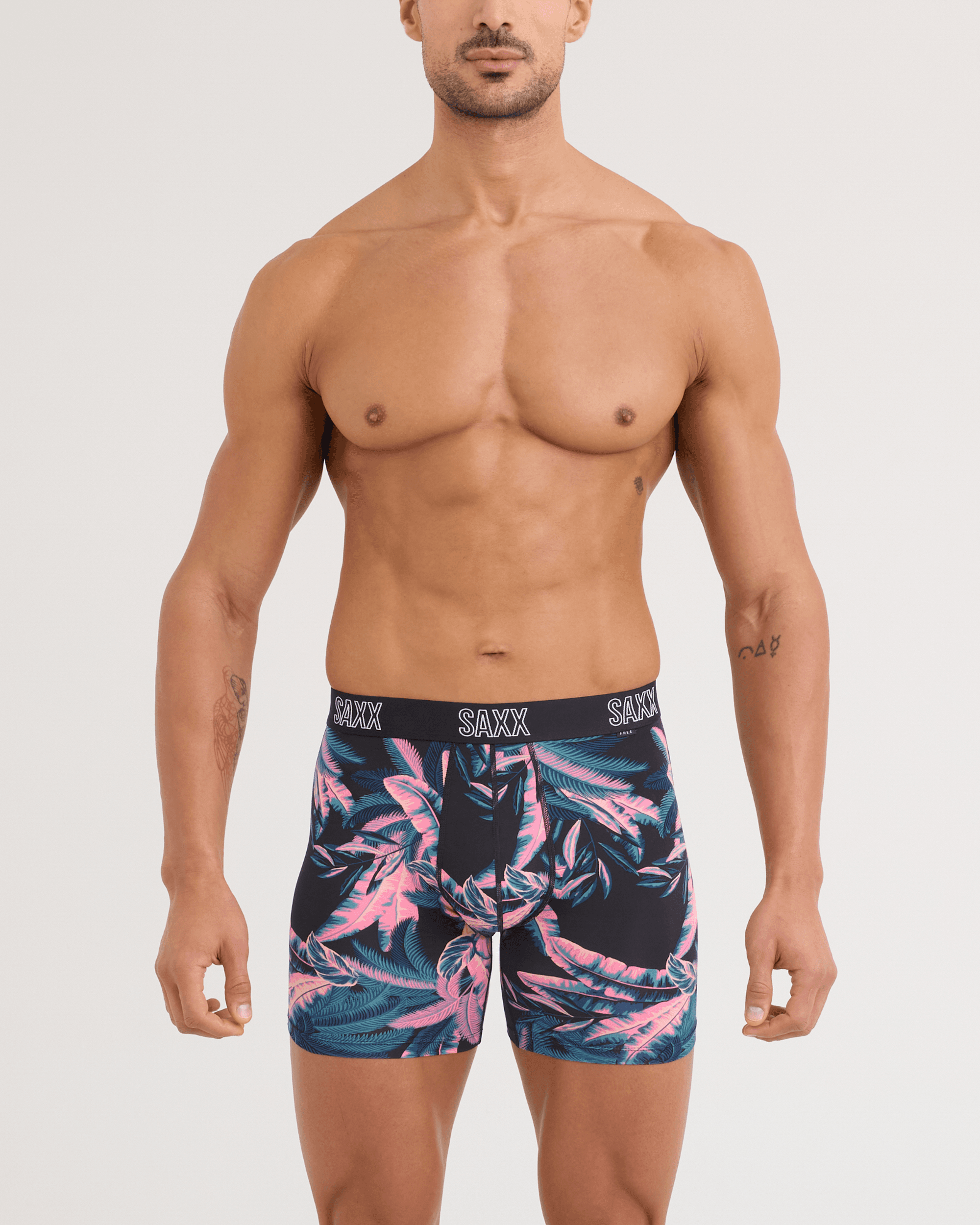 Front - Model wearing DropTemp All Day Cooling Boxer Brief in Tropical Jungle-Black